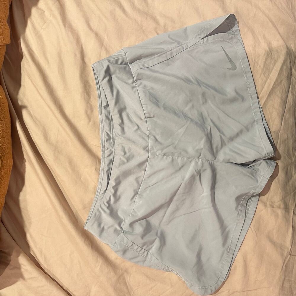 Women’s Nike Running Shorts (M)
